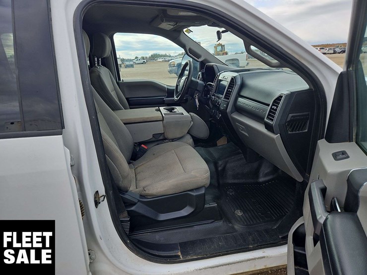 2020-ford-f350-image-16