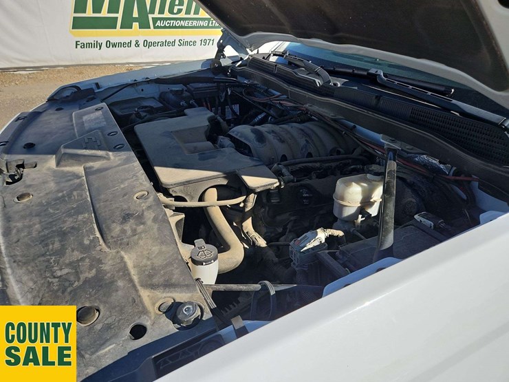 2015-chevrolet-silverado-1500-image-26