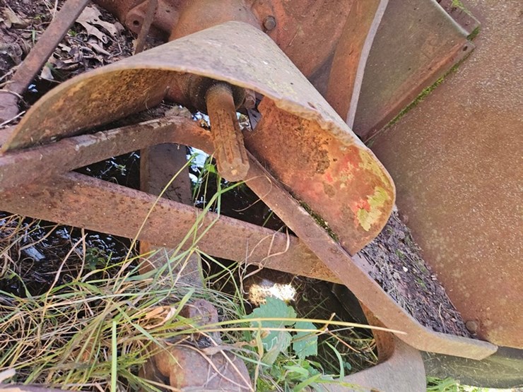 #2521-•-mccormick-w9-tractor-image-16
