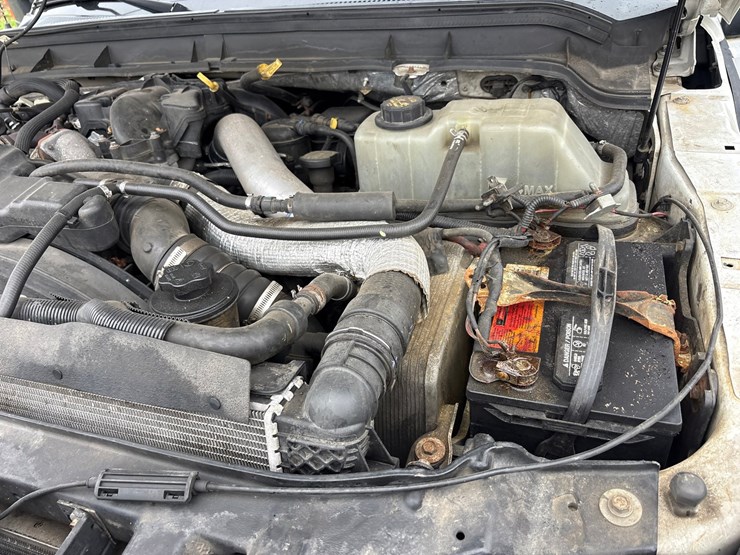 2015-ford-f550-image-47