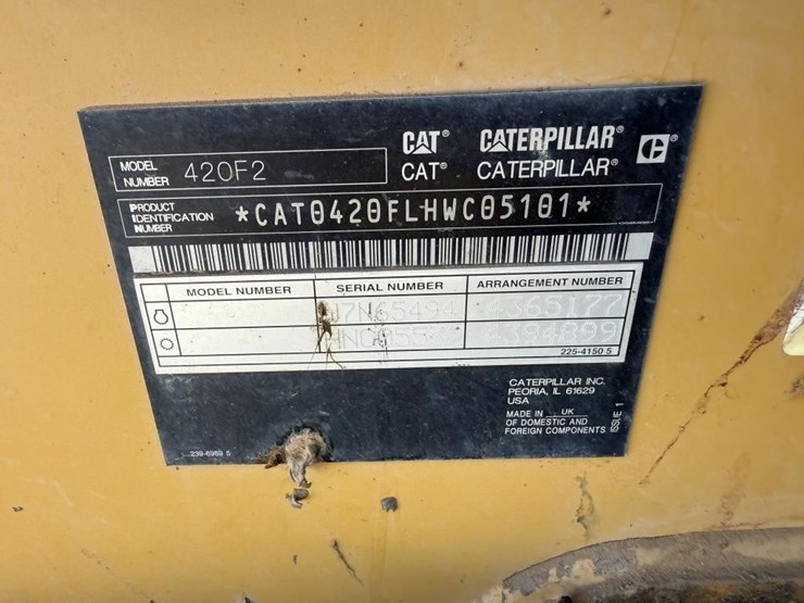 2019-caterpillar-420f2-image-3