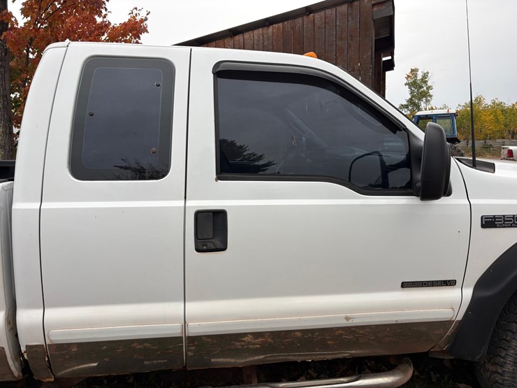 2003-ford-f350-image-24