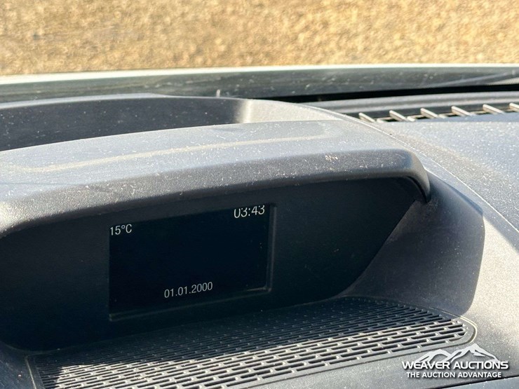 2019-ford-transit-image-21