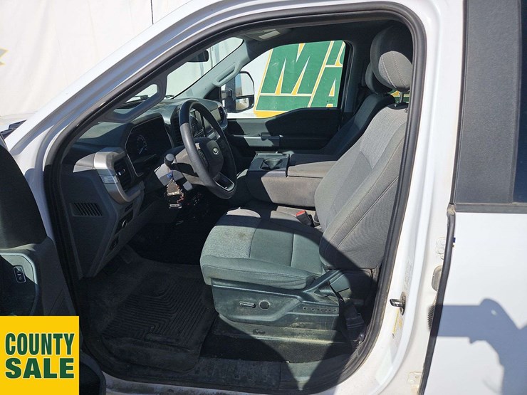 2021-ford-f150-image-13