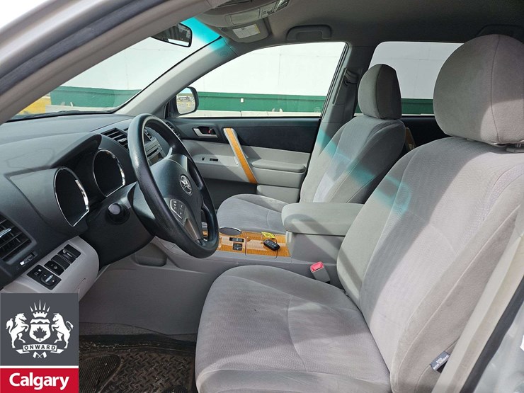 2009-toyota-highlander-hybrid-image-13