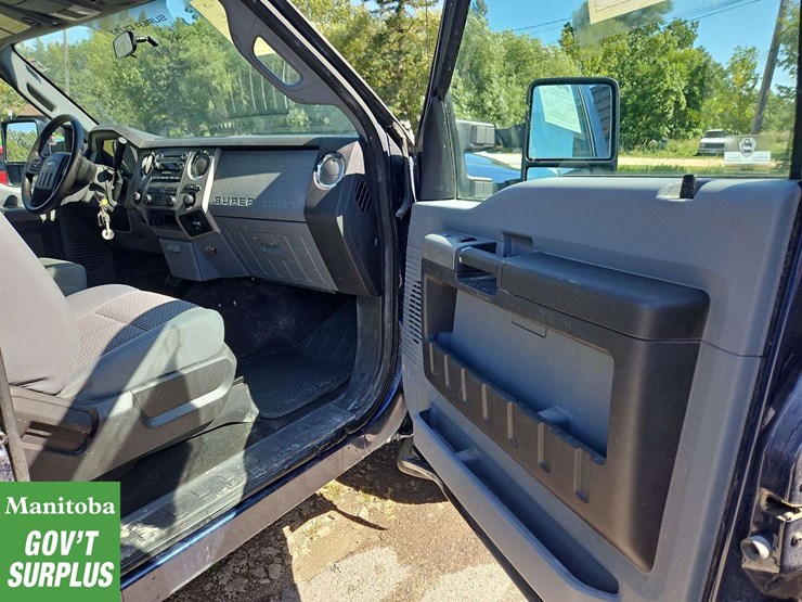 2013-ford-f250-image-27