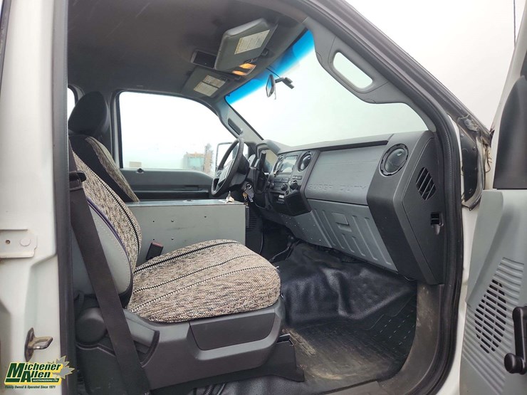 2011-ford-f250-image-18