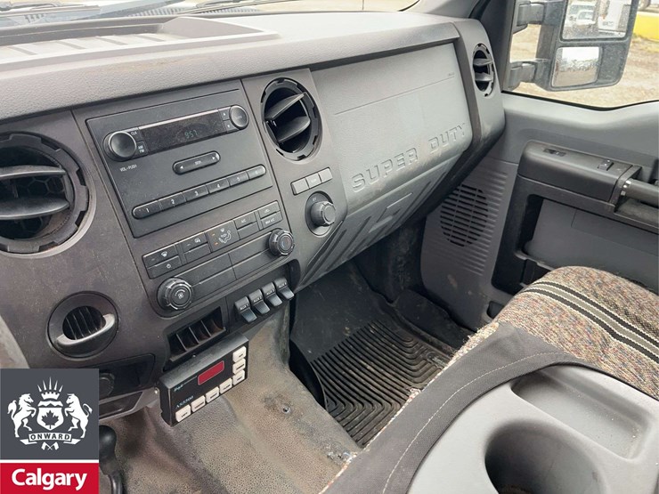 2016-ford-f550-image-19
