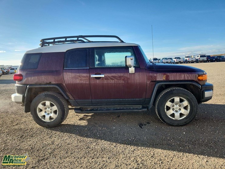 2007-toyota-fj-cruiser-image-7