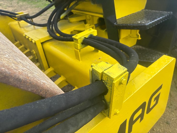 bomag-bw213d-image-61