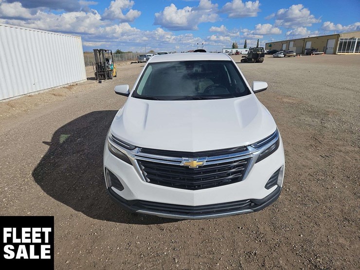 2022-chevrolet-equinox-image-8