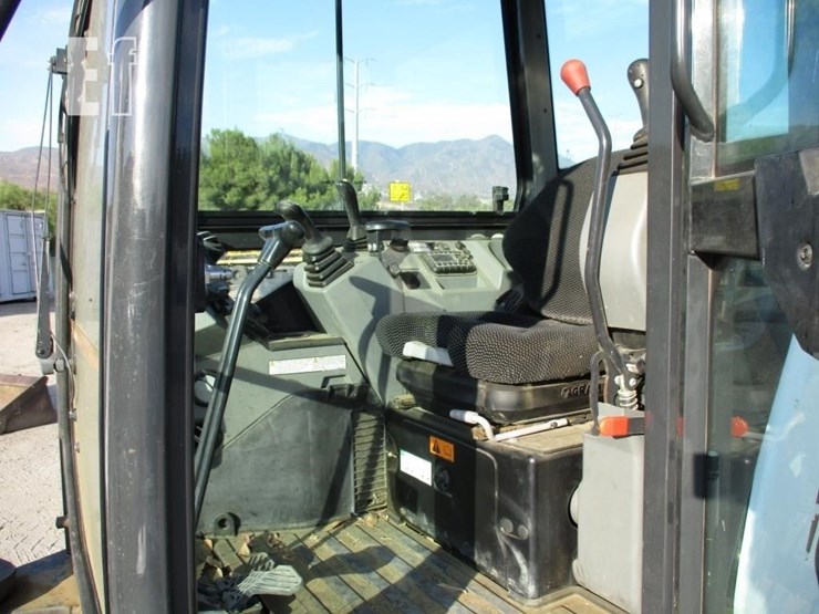 2022-bobcat-e60-image-6