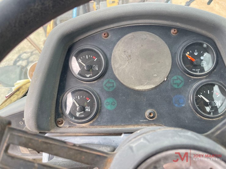 2001-caterpillar-924g-image-18