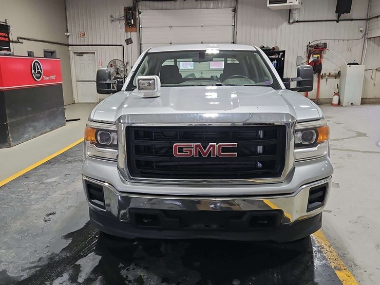 2014-gmc-sierra-1500-image-8