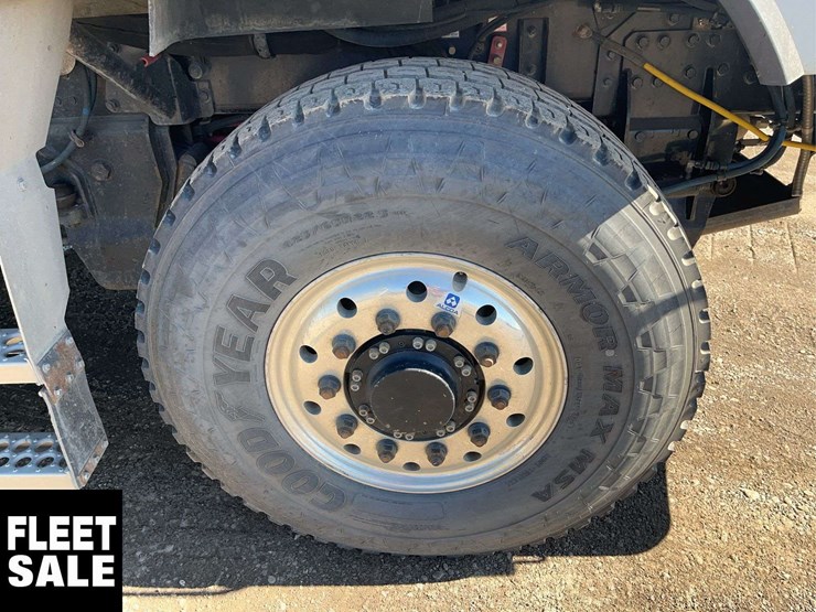 2018-western-star-4900-image-14