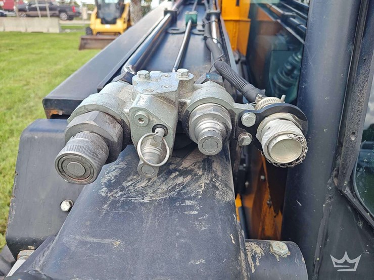 jcb-3ts-8t-image-21