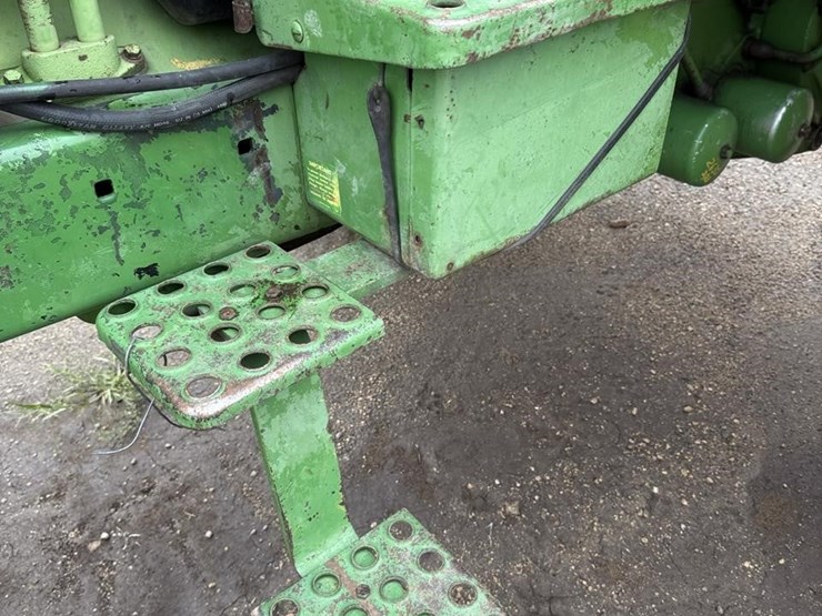 john-deere-4440-image-14