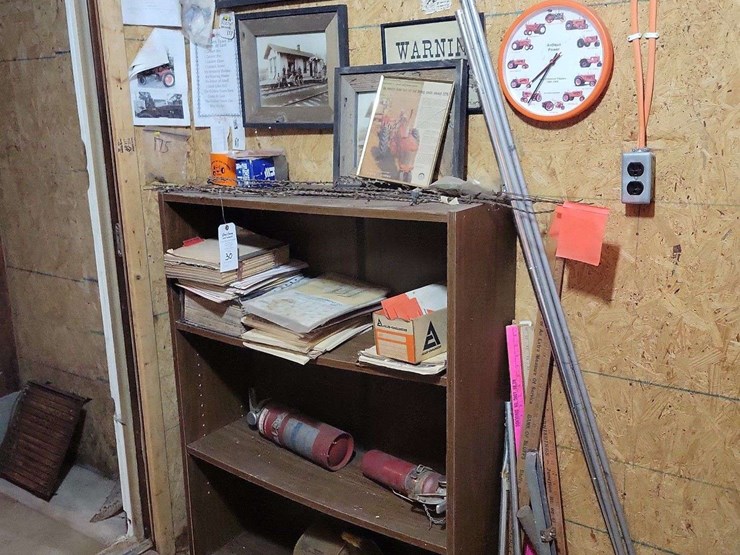 allis-chalmers-collectibles,-equipment-manuals,-and-shop-lot-image-1