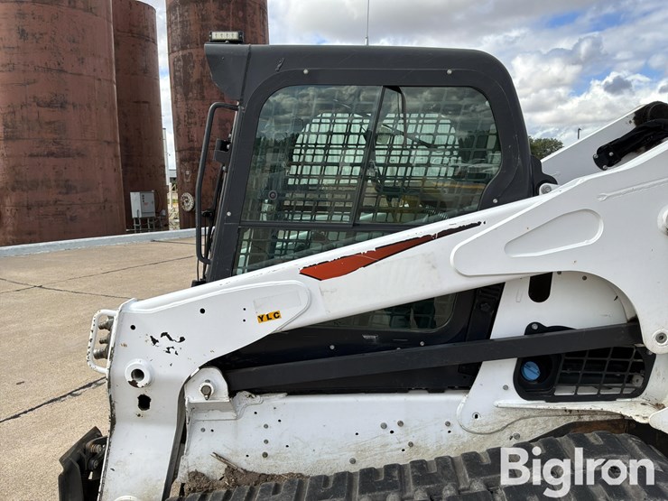 2019-bobcat-t770-image-11