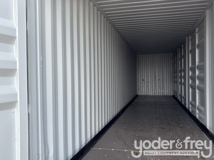 2026-40'-multi-door-container,-4-door,-lock-box,-side-forklift-pockets-image-13