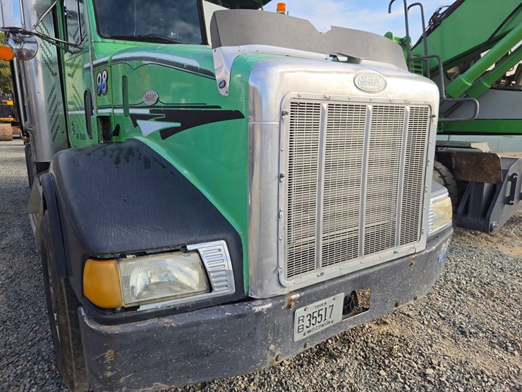 1998-peterbilt-377-image-9