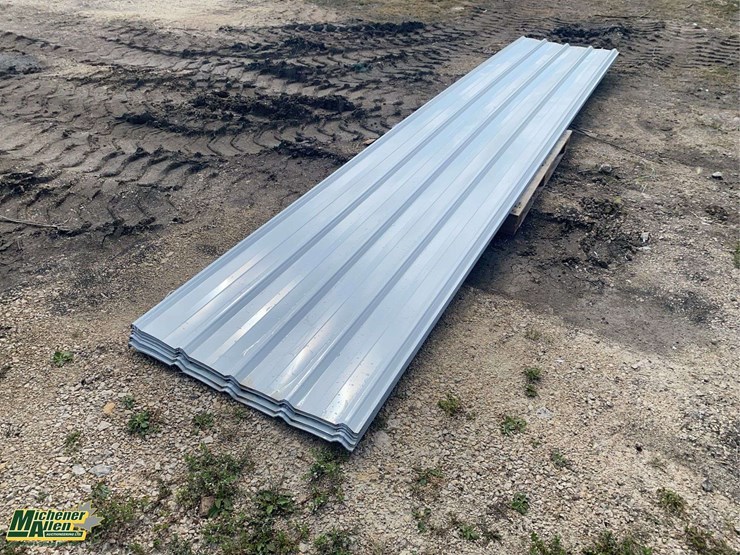 white-metal-siding-16ft-(approximately-60-pieces)-image-1