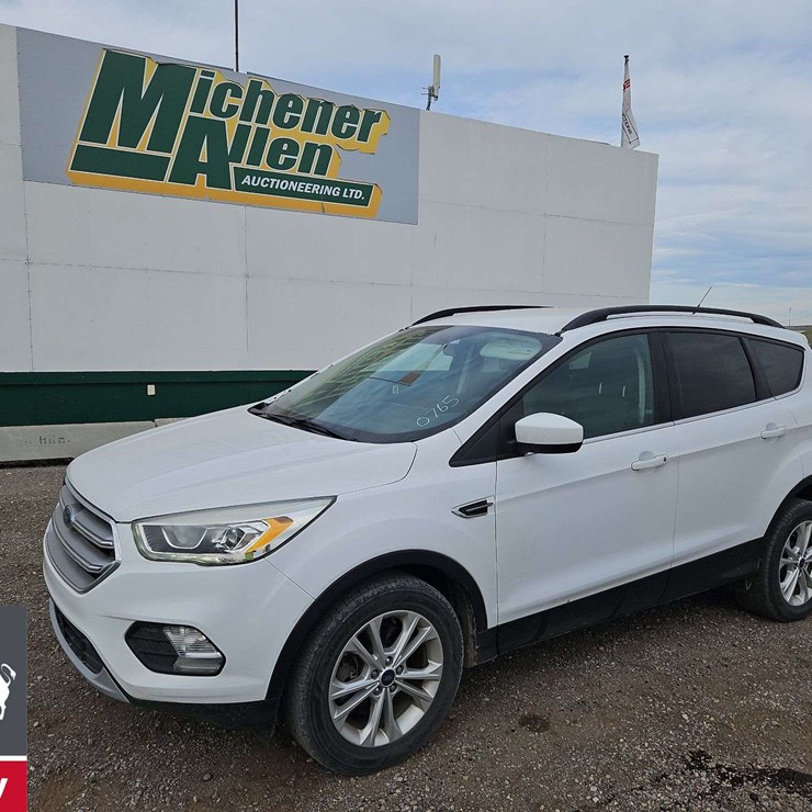 2017 FORD ESCAPE SE
