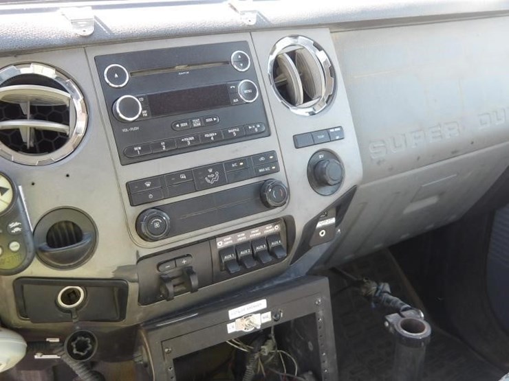 2012-ford-f450-image-21