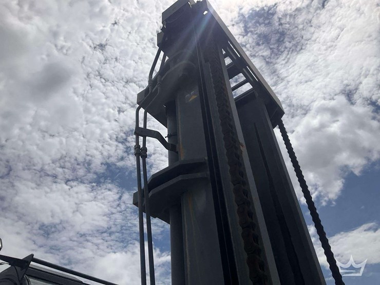 2014-caterpillar-dp100nt-21,600lb.-straight-mast-diesel-forklift-image-25