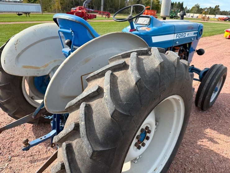 ford-3600-image-8