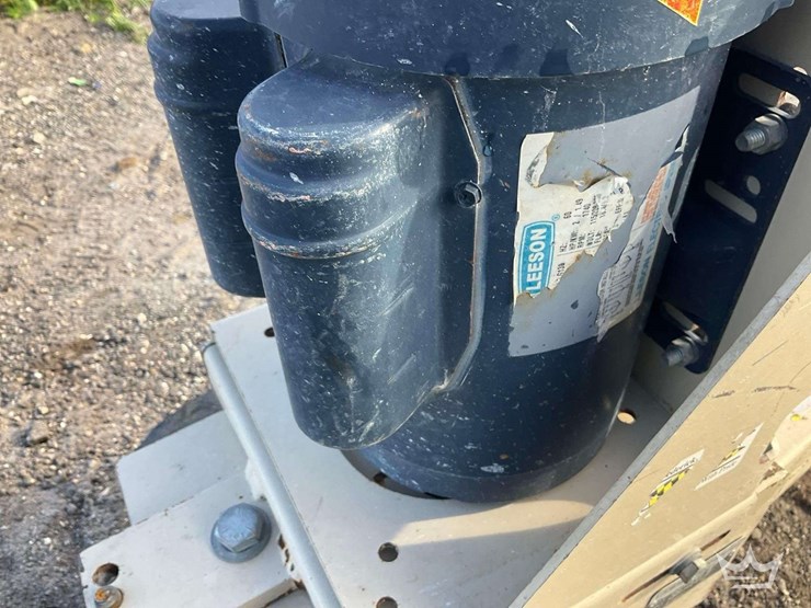 edco-tmc-7-2l-magna-trap-7in-electric-edge-grinder-image-11