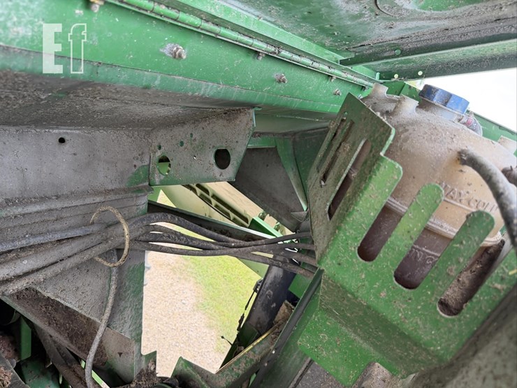 2009-john-deere-9770-sts-image-90