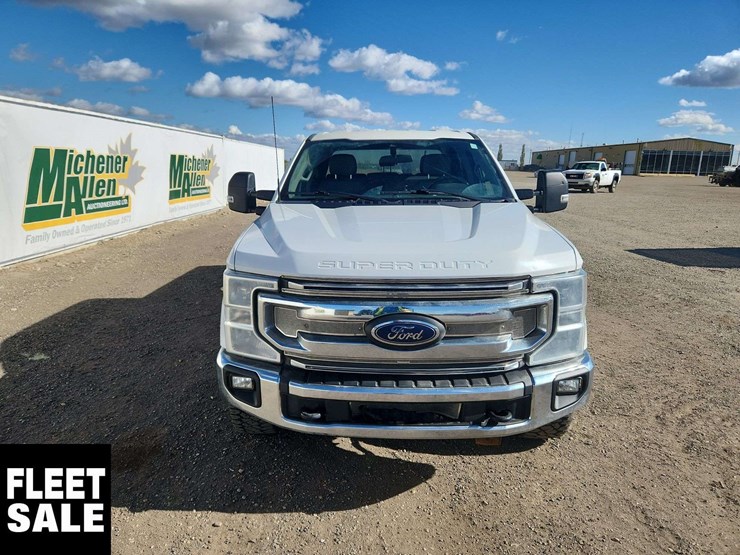 2022-ford-f250-image-8
