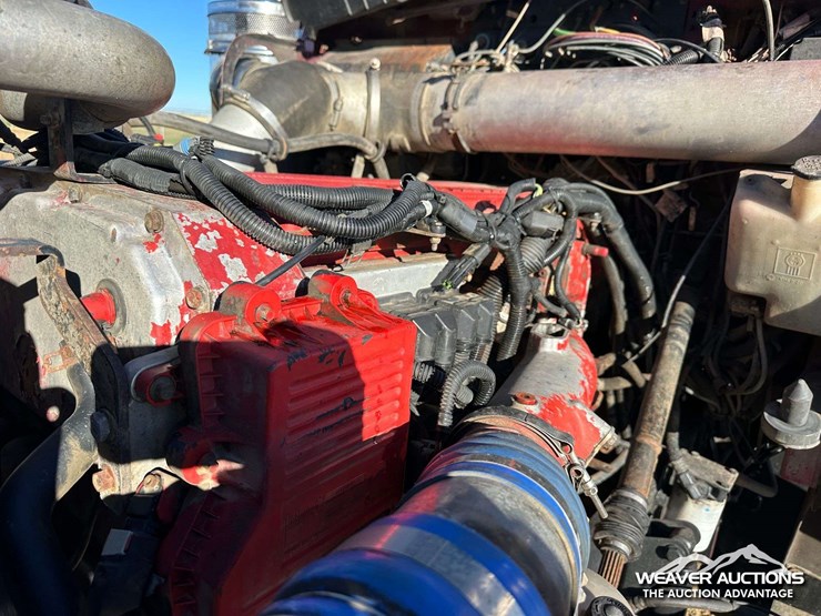2011-kenworth-t800-image-37