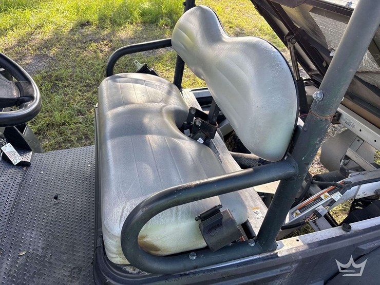 2023-club-car-carryall-1500-4x4-diesel-utility-cart-image-19