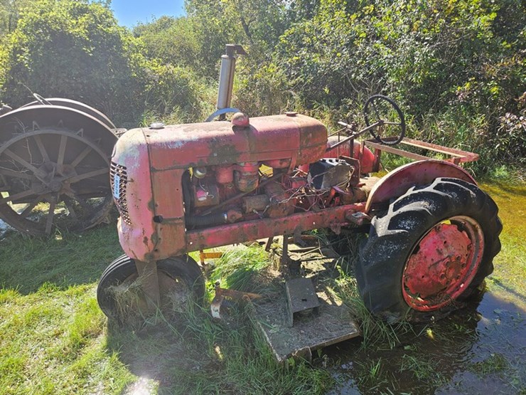 #2529-•-bf-avery-model-a-tractor-image-2