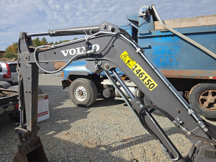 volvo-ec27d-image-15