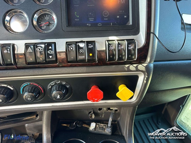 kenworth-t800-image-26