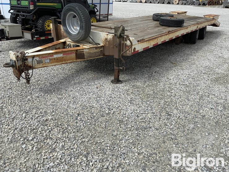 2002-felling-de-292-tri/a-flatbed-trailer-for-parts-image-1