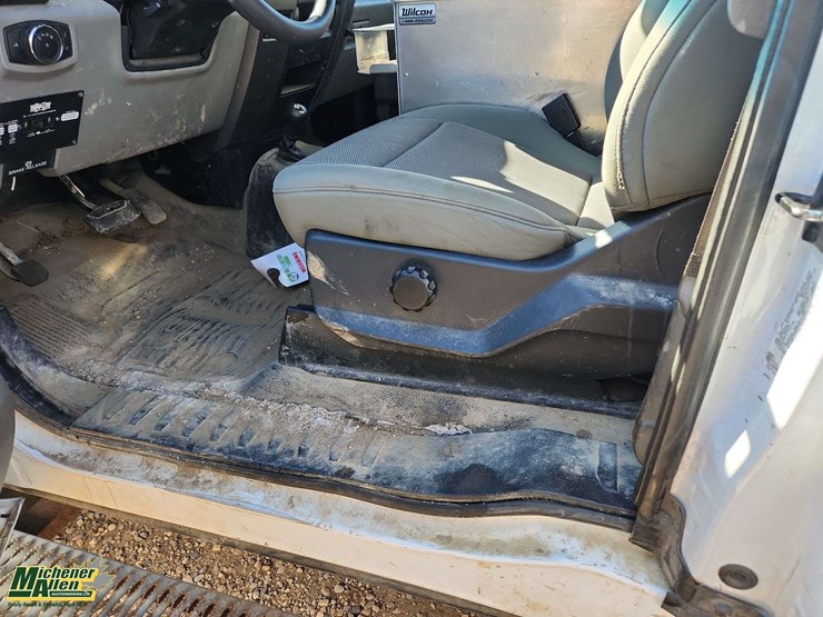 2019-ford-f250-image-15