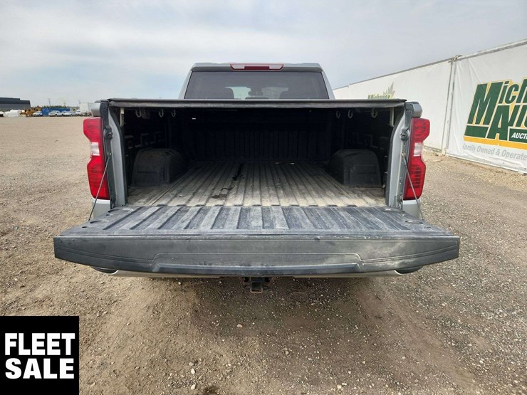 2023-chevrolet-silverado-1500-image-15