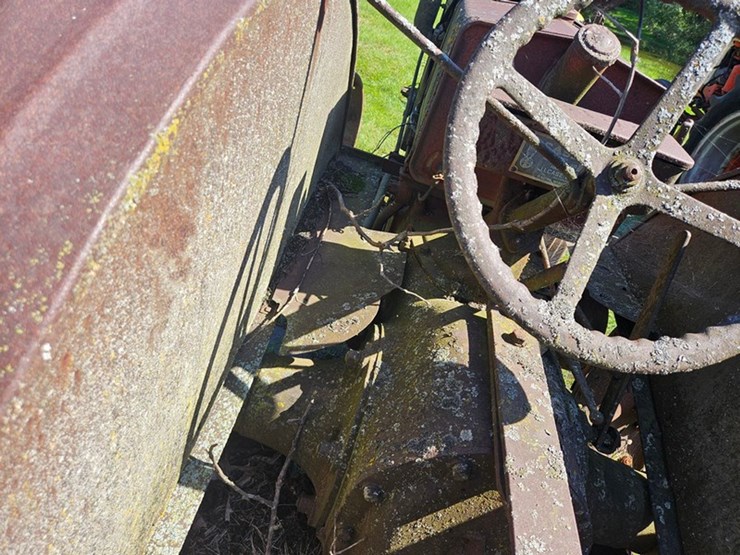 #2530-•-1939-case-c-tractor-image-21