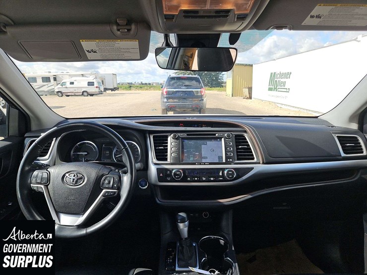 2019-toyota-highlander-hybrid-image-20