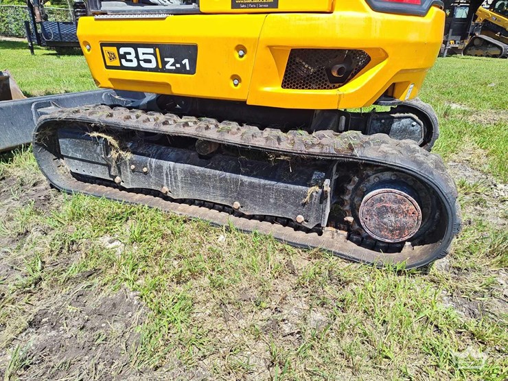 2025-jcb-35z-1-image-11