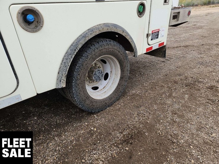 2019-ford-f550-image-11