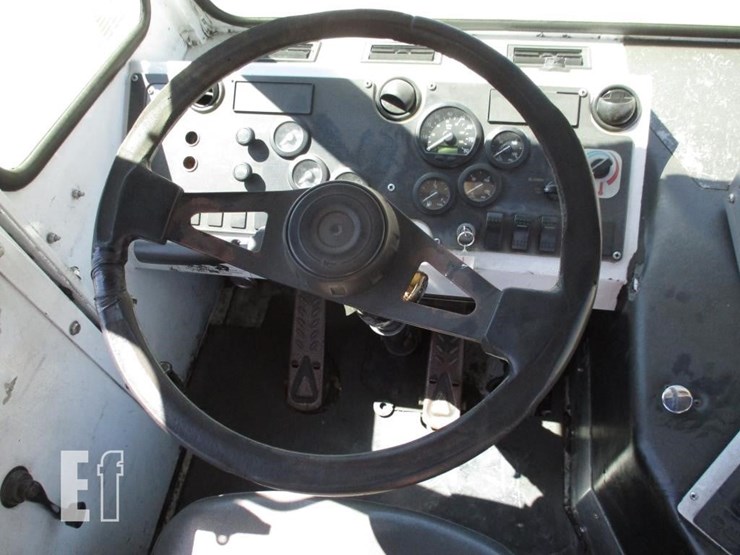 2014-capacity-tj5000-image-10
