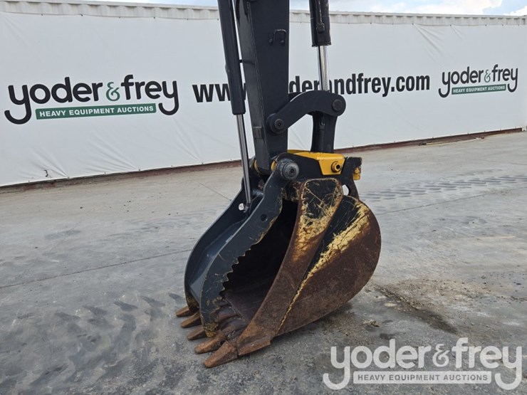 2020-deere-60g-image-22