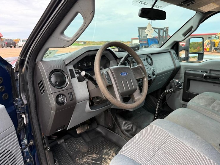 ford-f250-xl-image-45