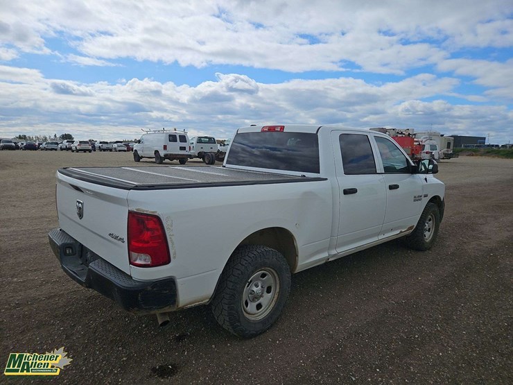 2014-dodge-1500-image-4