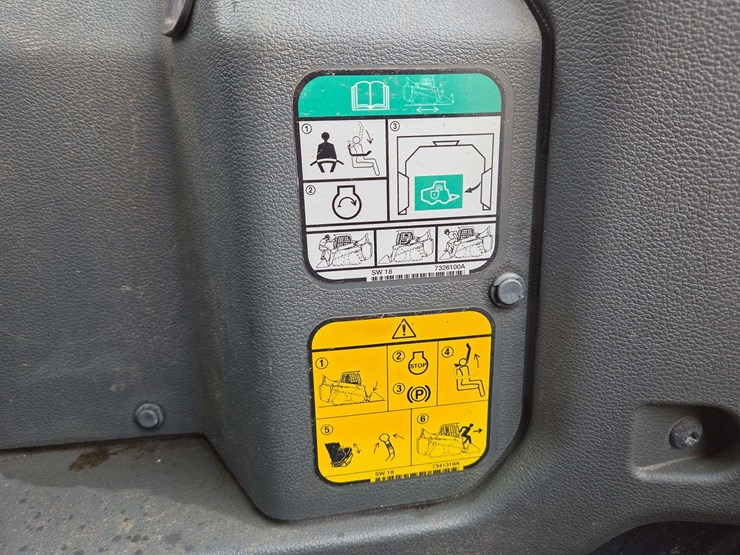 2022-bobcat-t62-image-12